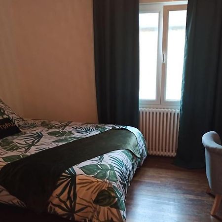 Petite Maison De Bourg Proche A84 Ducey-Les Cheris ภายนอก รูปภาพ